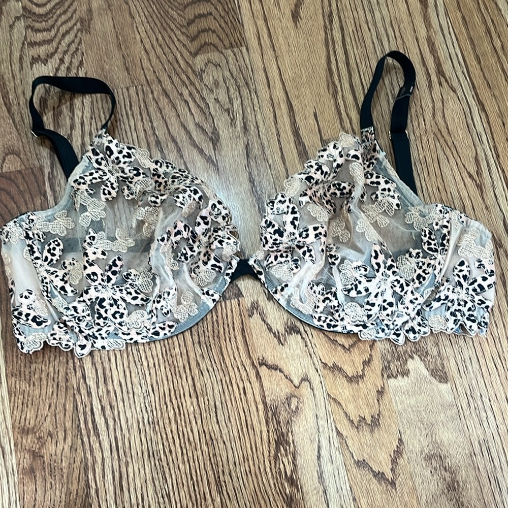 VS Leopard Print Floral Lace Unlined Bra - Picture 3 of 9